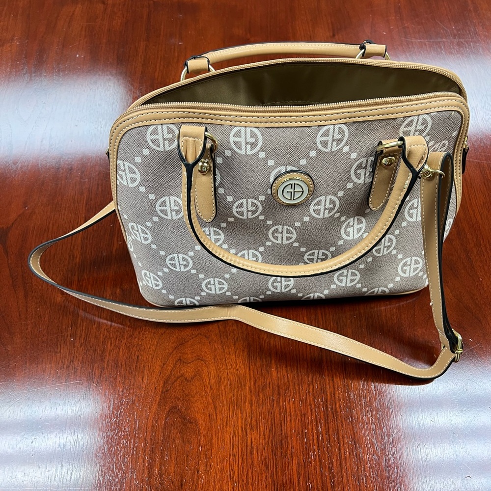 Giani Bernini Tan and Brown Satchel with Elegant Design - Picture 1 of 9